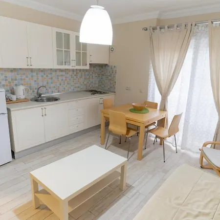 Levant Hotel&aparts *