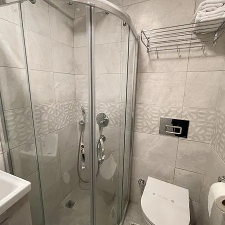 Szálloda Levant Hotel&aparts *